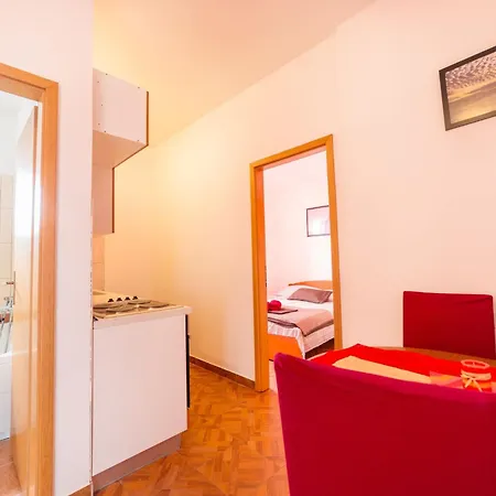 Apartment Marina 5 2-1 By Interhome