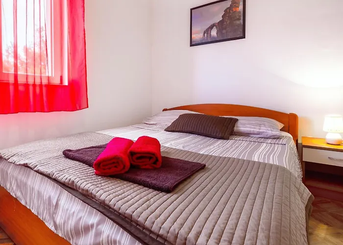 Marina 5 2-1 By Interhome *